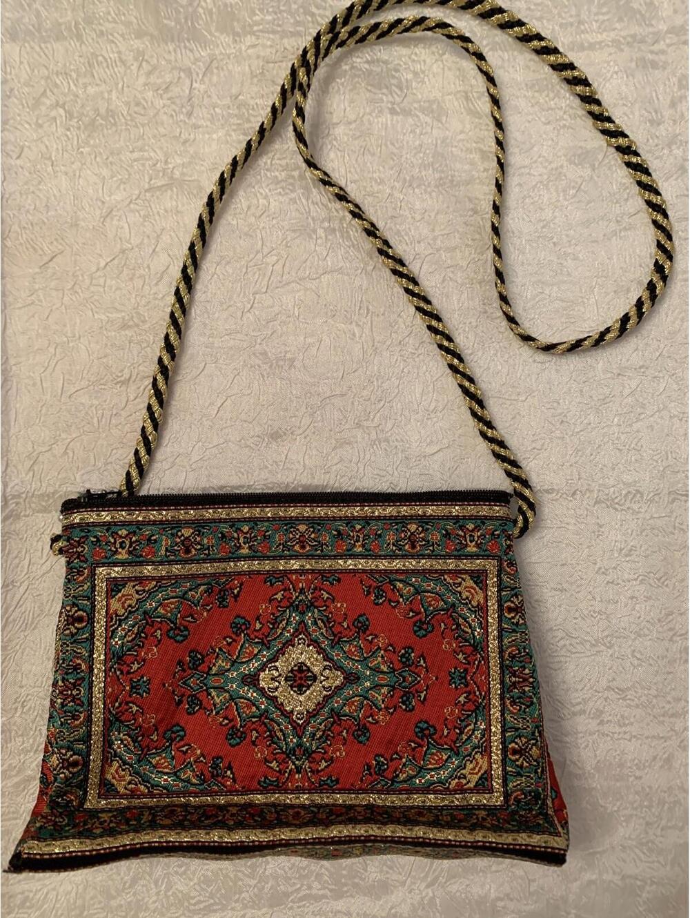 NEW Authentic Woven Carpet Design Ladies Shoulder Bag 6"x8" - Red&Green